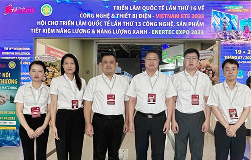 海阔天高 ，，，“颐越”千里